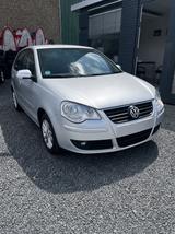 Volkswagen Polo 1.4 Auto Trendline - VW Polo Gebrauchtwagen in Wiesbaden