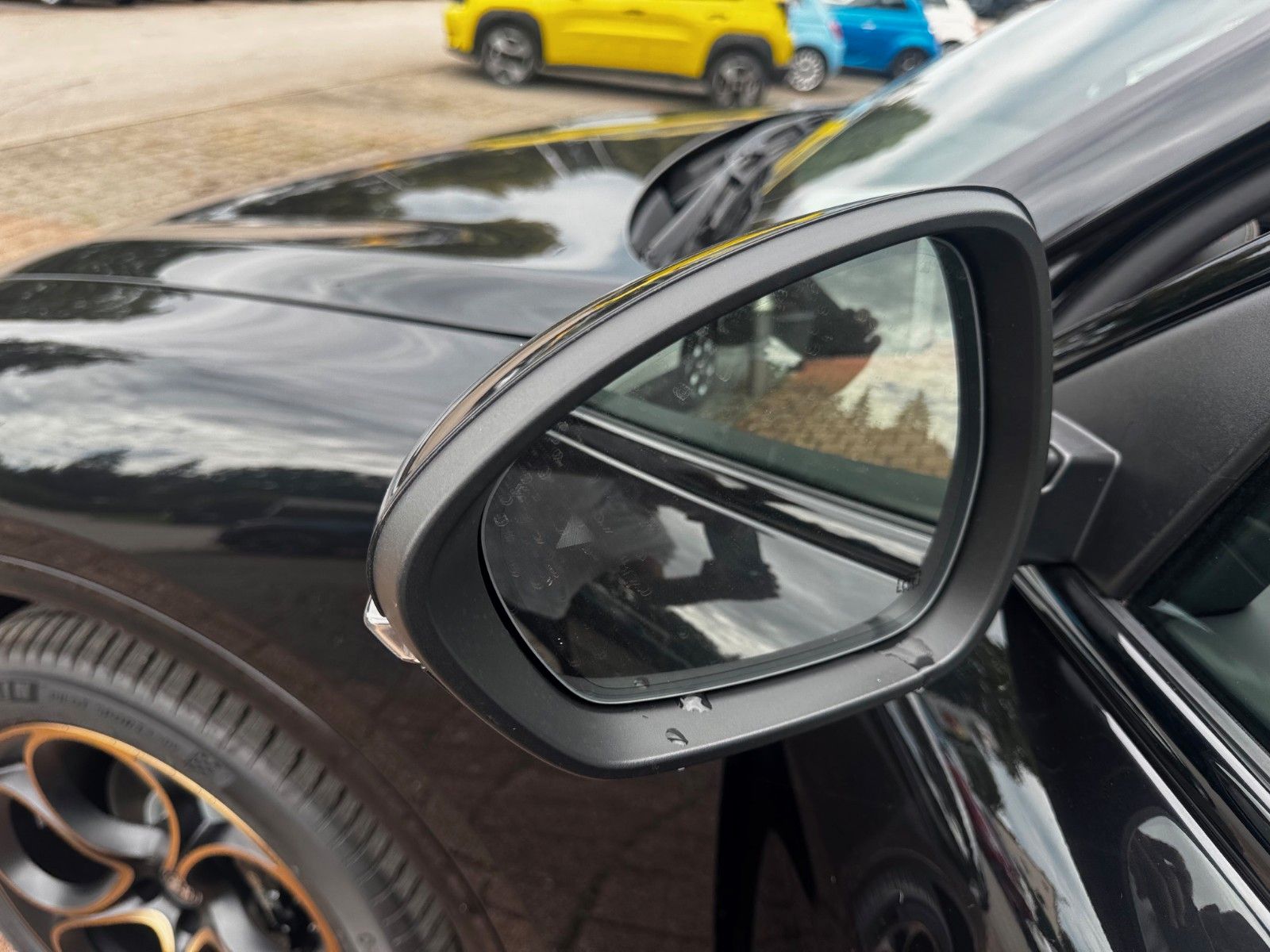 Fahrzeugabbildung Alfa Romeo Stelvio 2.0 280PS Intensa Panorama Navi Kamera