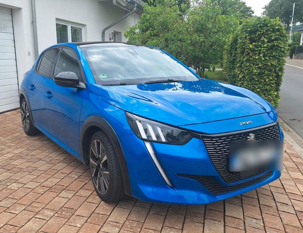 Image of Peugeot e-208