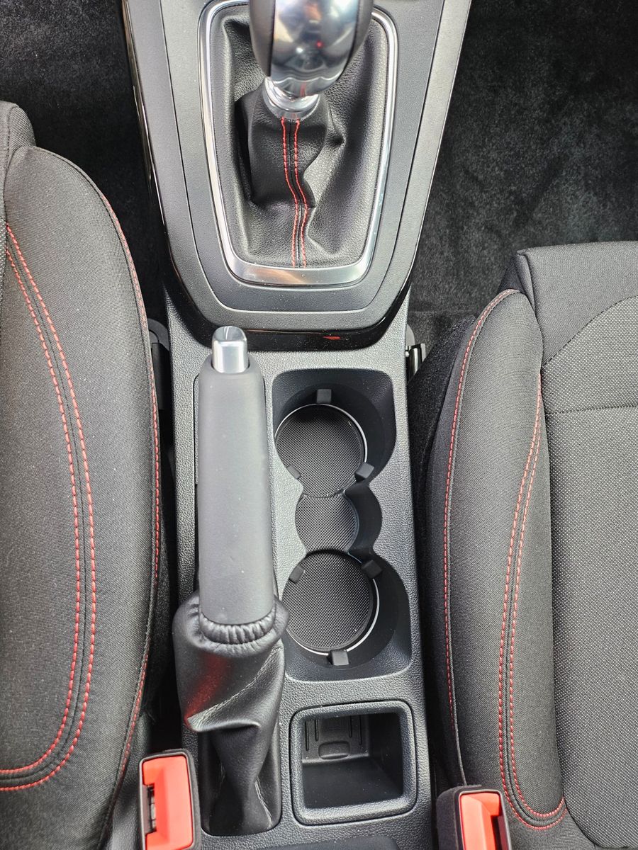Fahrzeugabbildung Ford Puma ST-Line