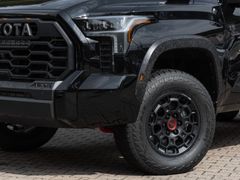 TOYOTA Tundra TRD Pro Hybrid CrewMax *INCOMING*