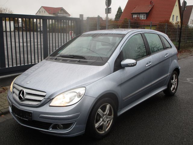 Mercedes-Benz B 200*Licht+Sicht-Paket*Temp.*SHZ*AHK*ALU