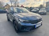 Volvo EX40 Single Motor Extended Range Plus Black Edi. - blaue Volvo EX40