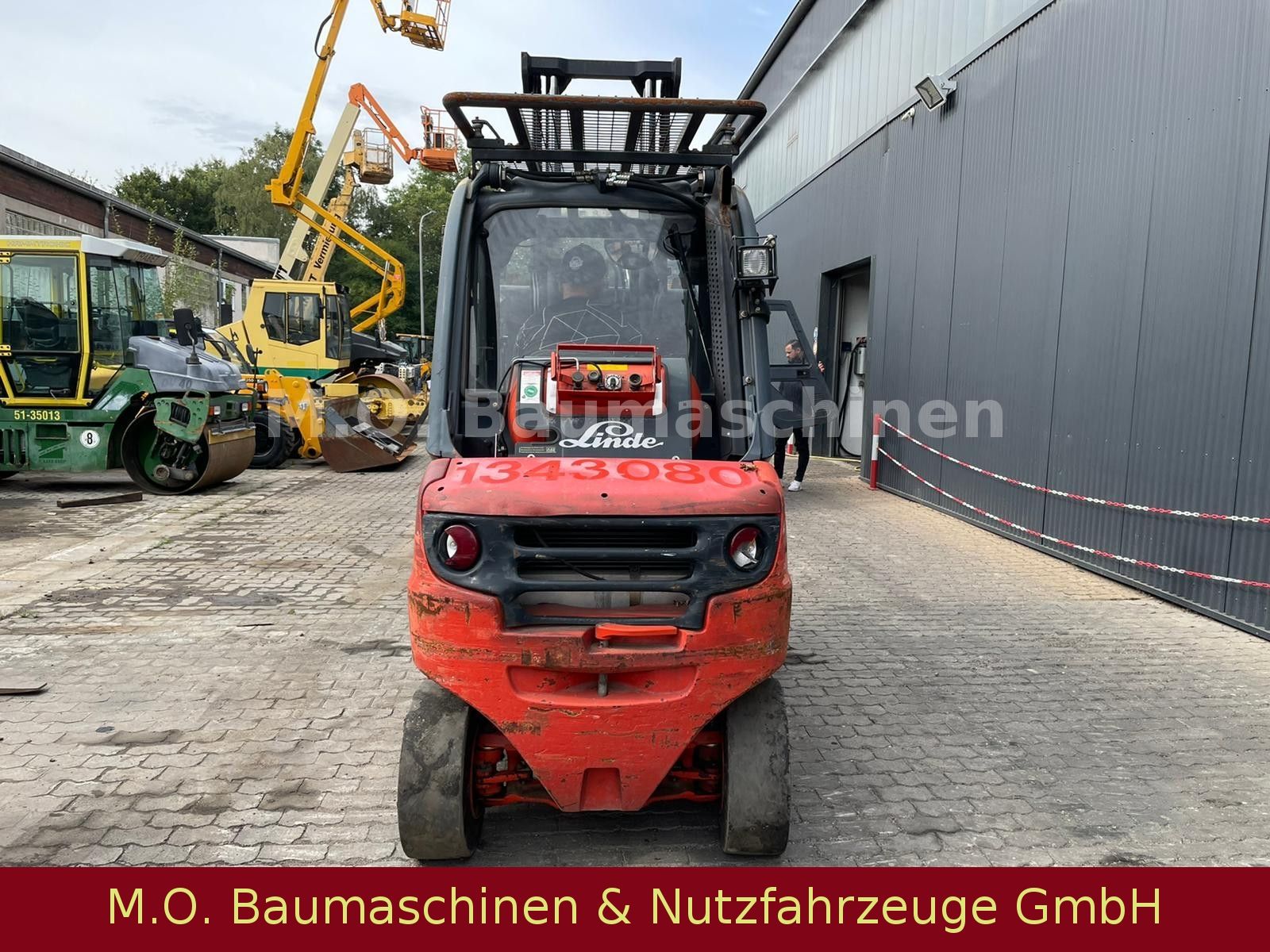 Fahrzeugabbildung Linde H 35 T  / SS / ZV / Duplex / GAS / 3,5t/3,30m