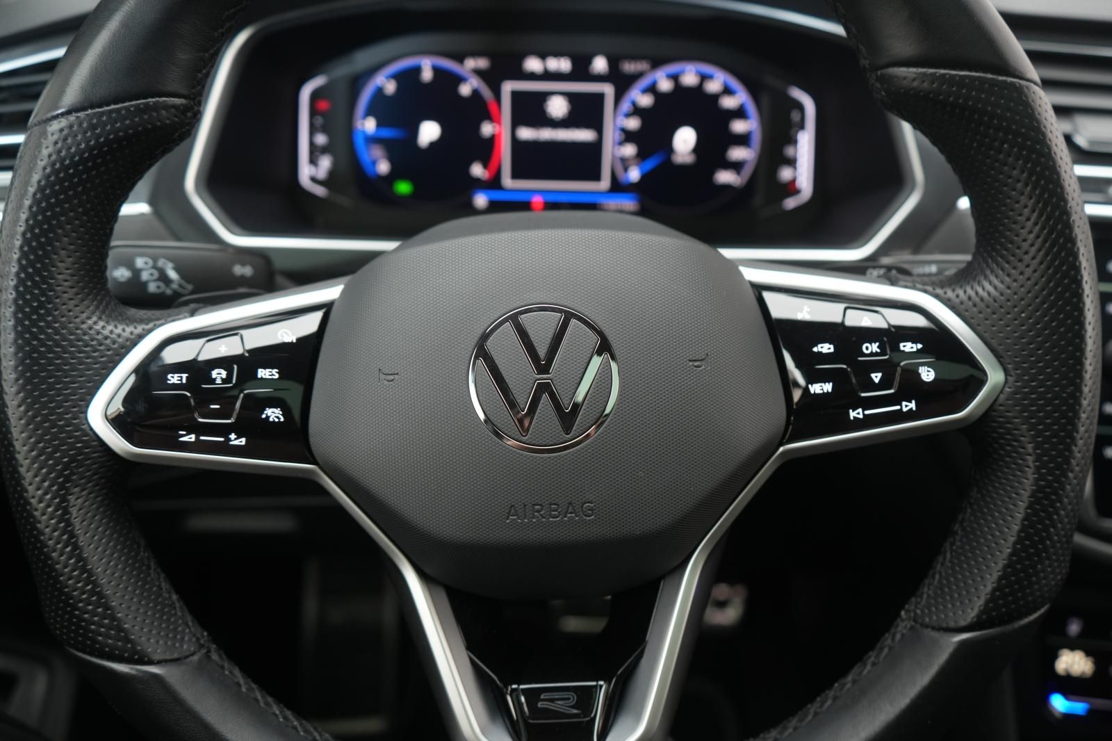 Volkswagen Tiguan Allspace 2.0 TDI 4Motion DSG R-Line ACC/K foto 23