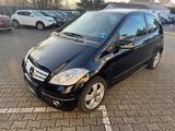Mercedes-Benz A 200 CDI Avantgarde Automatik Leder Navi PDC - Mercedes-Benz A 200: Avantgarde