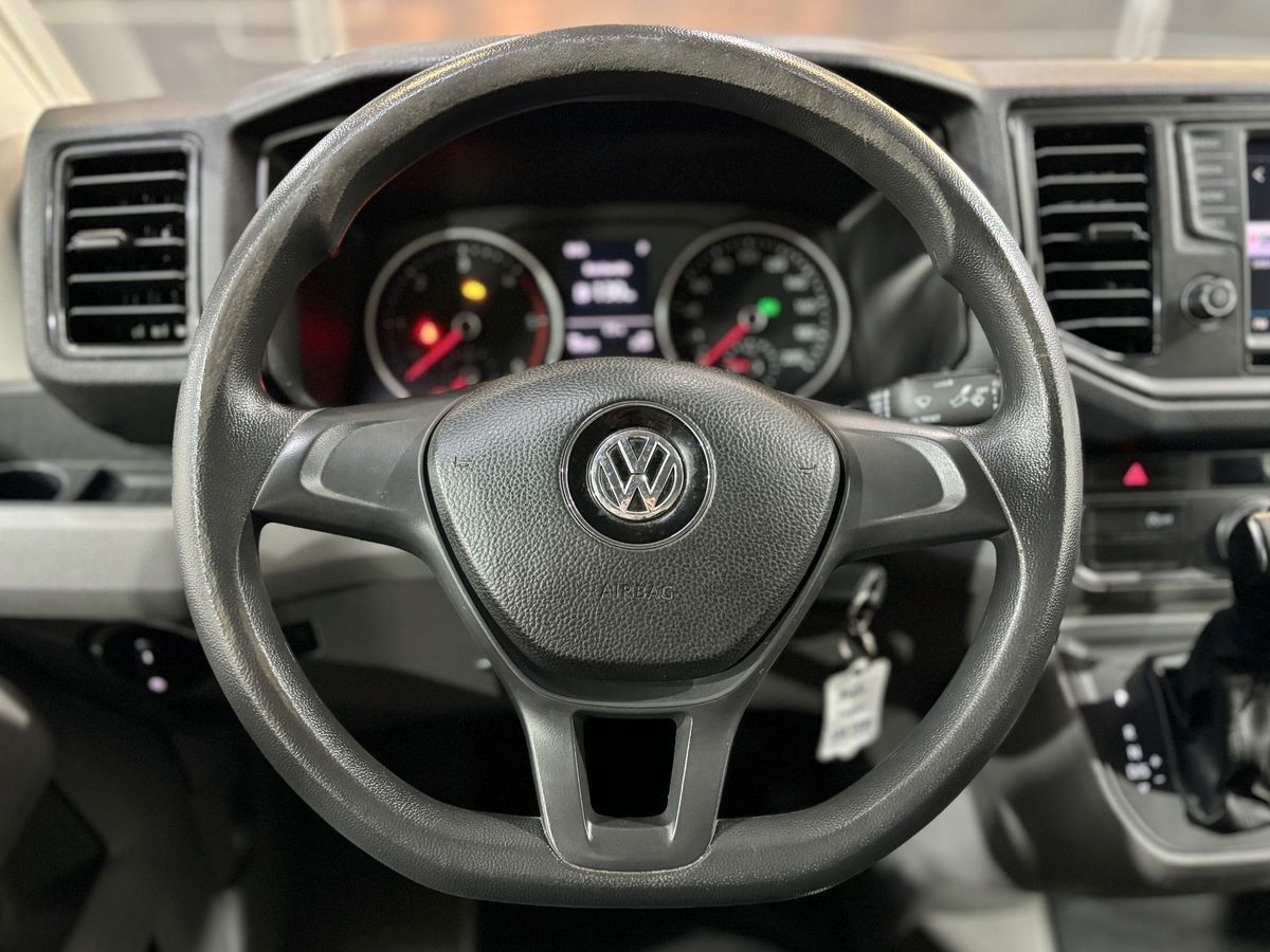 Fahrzeugabbildung Volkswagen Crafter Pritsche Pritsche 35 mittellang FWD