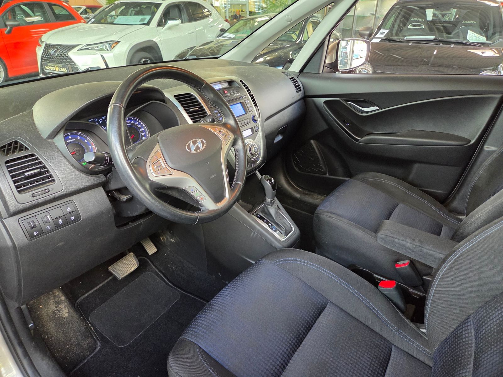 Fahrzeugabbildung Hyundai ix20 Space AHK KLIMA SHZ GRA ALU