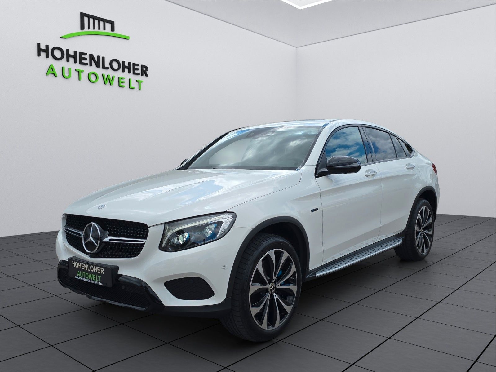 Gebrauchtwagen Mercedes-Benz GLC GLC 350 e Coupe 4Matic *AHK *NAVI *Pano *RFK in Ilshofen