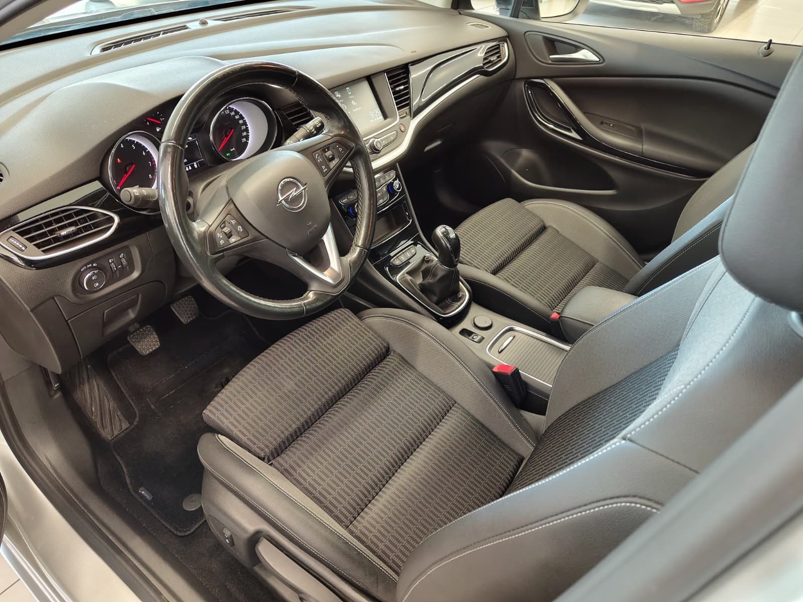 OPEL Astra  1.2 Turbo Sports Tourer Elegance Navi SHZ – Bild 35