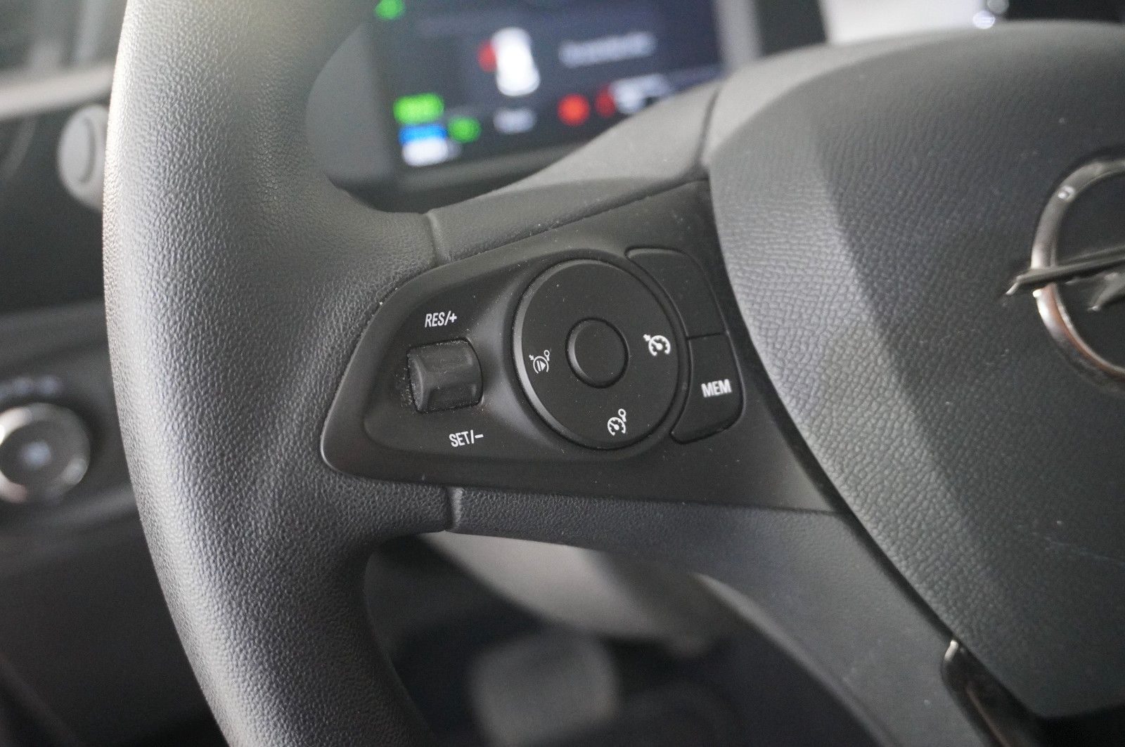 Fahrzeugabbildung Opel Corsa-e  EDITION 7,4kw/50kwh/Allwetter/
