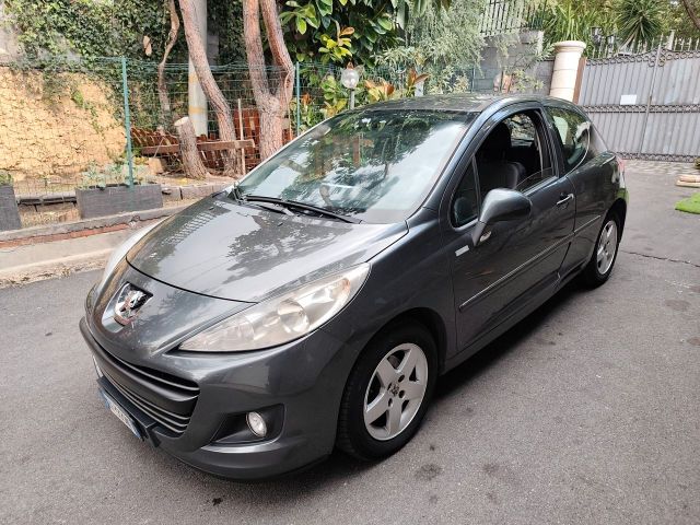 Peugeot 207 1.4 HDi 70CV 3p. Millesim 200 2010