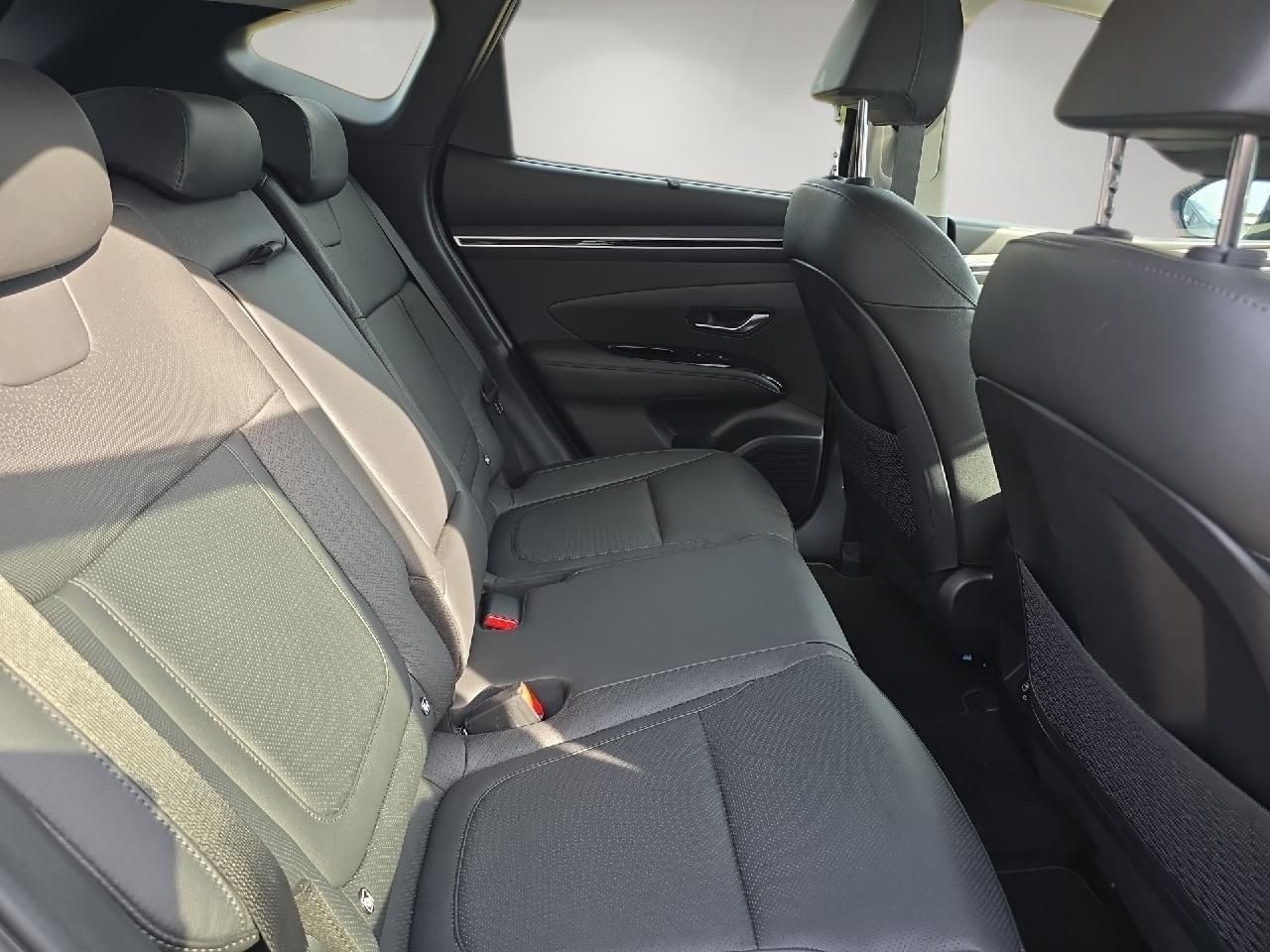 Fahrzeugabbildung Hyundai Tucson Prime PHEV 4WD *Standheizung*