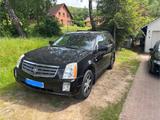 Cadillac SRX 4.6 V8 4WD Sport Luxury Autom. Sport Luxury - Cadillac SRX mit Schiebedach