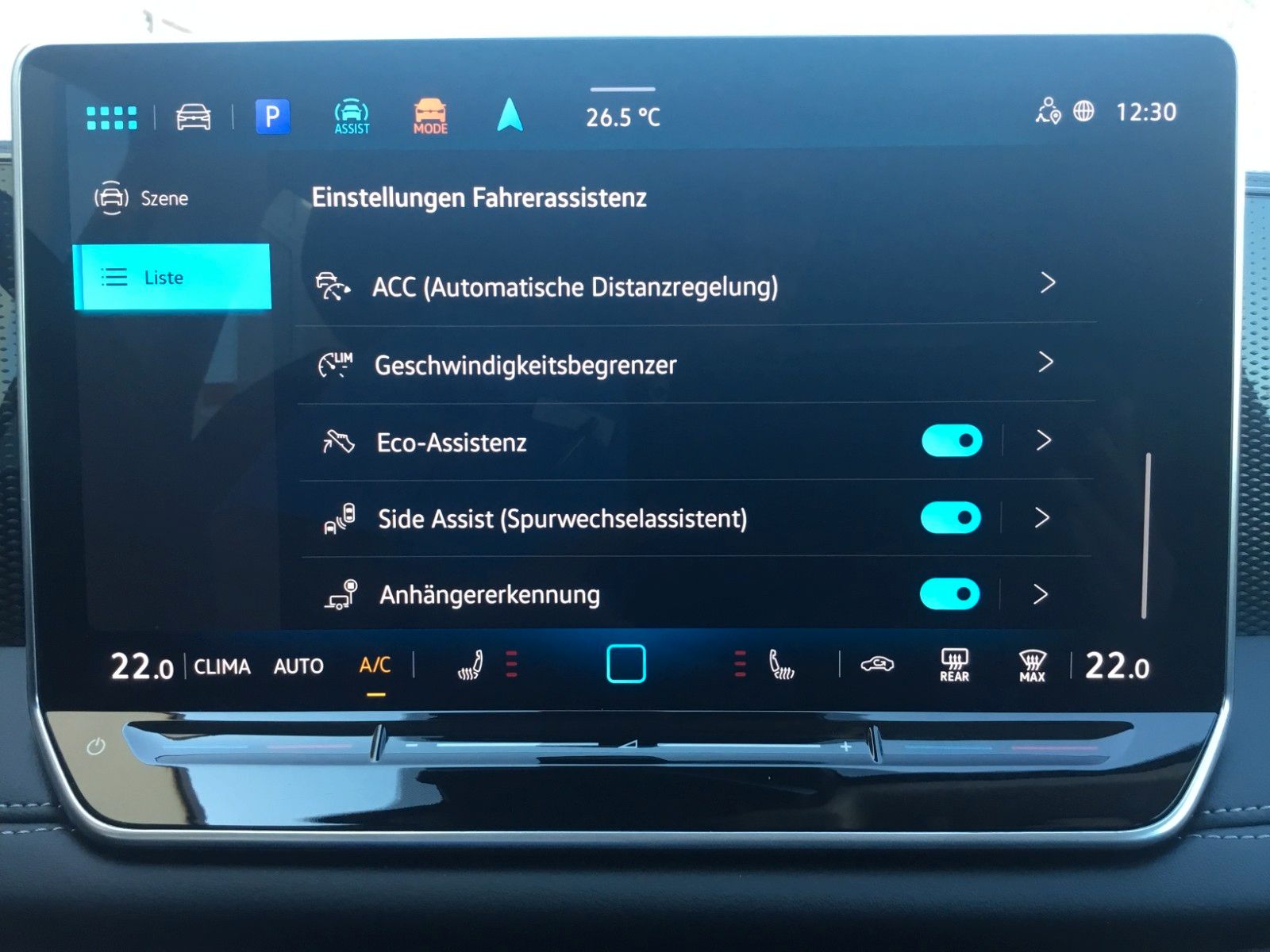 Fahrzeugabbildung Volkswagen Tiguan 1.5 eTSI DSG Life+AHK+LED+17"+Navi+Kamera