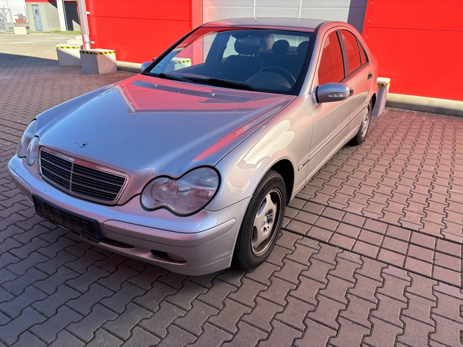 Mercedes-Benz C 180 LIMOUSINE/AUTOMATIK/KLIMA/KEIN TÜV