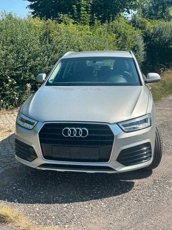 Image of Audi Q3