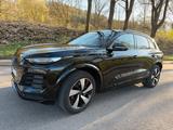 Audi von Mitarbeiter / 5 J. GAR / AHK / 360 Kamera - schwarze Audi Q6 e-tron