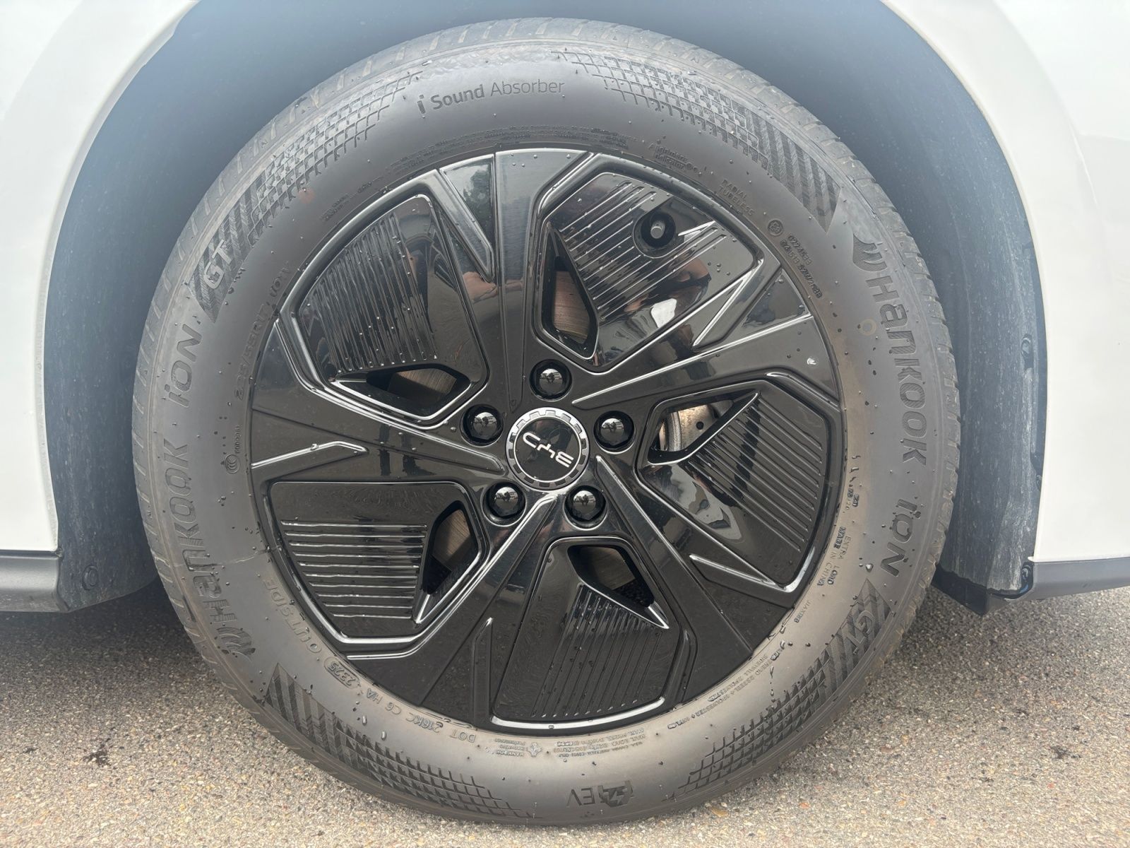 BYD SEAL 6
