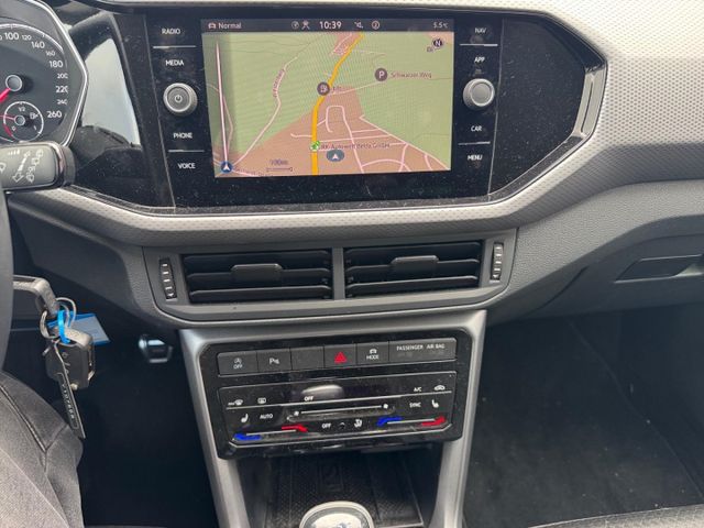 T-Cross Active 1.0 TSI Navi Climatronic Sitzheiz