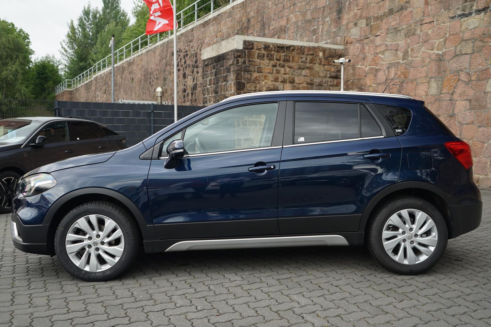 Suzuki SX4 S-Cross 1.4 Boosterjet mHev LED Kamera ACC