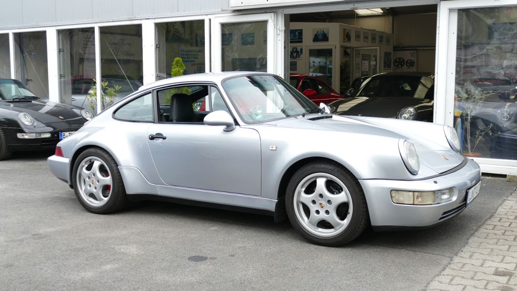 Porsche 964