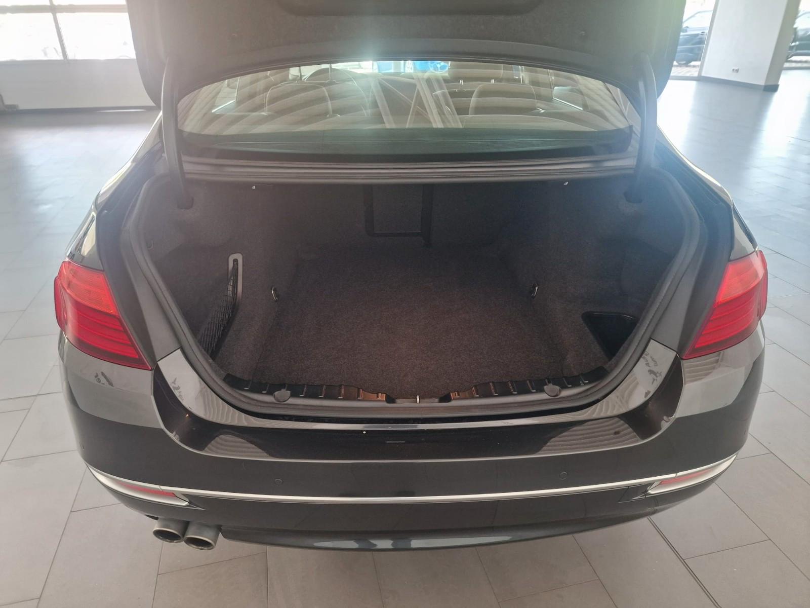 BMW 520d Limousine Automatik Top Austattung wenig Km