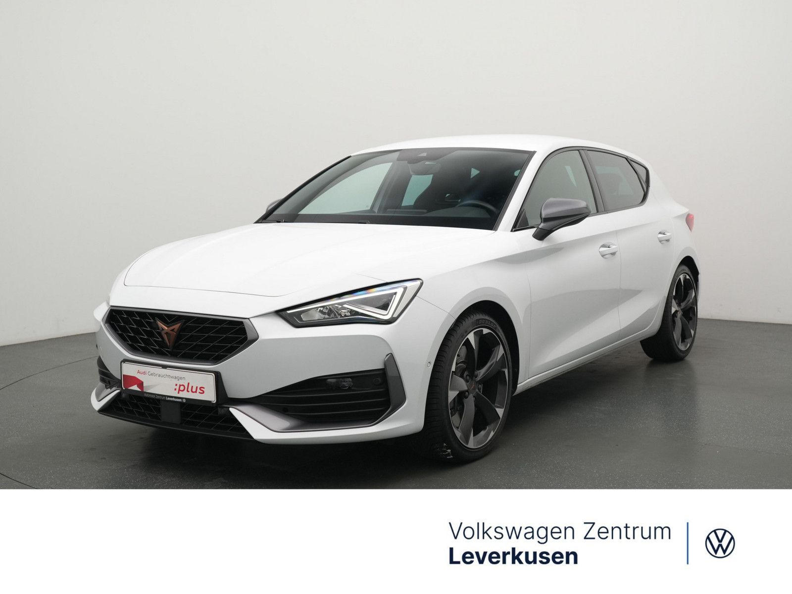 CUPRA Leon TSI ACC NAVI KAM SHZ LED PDC