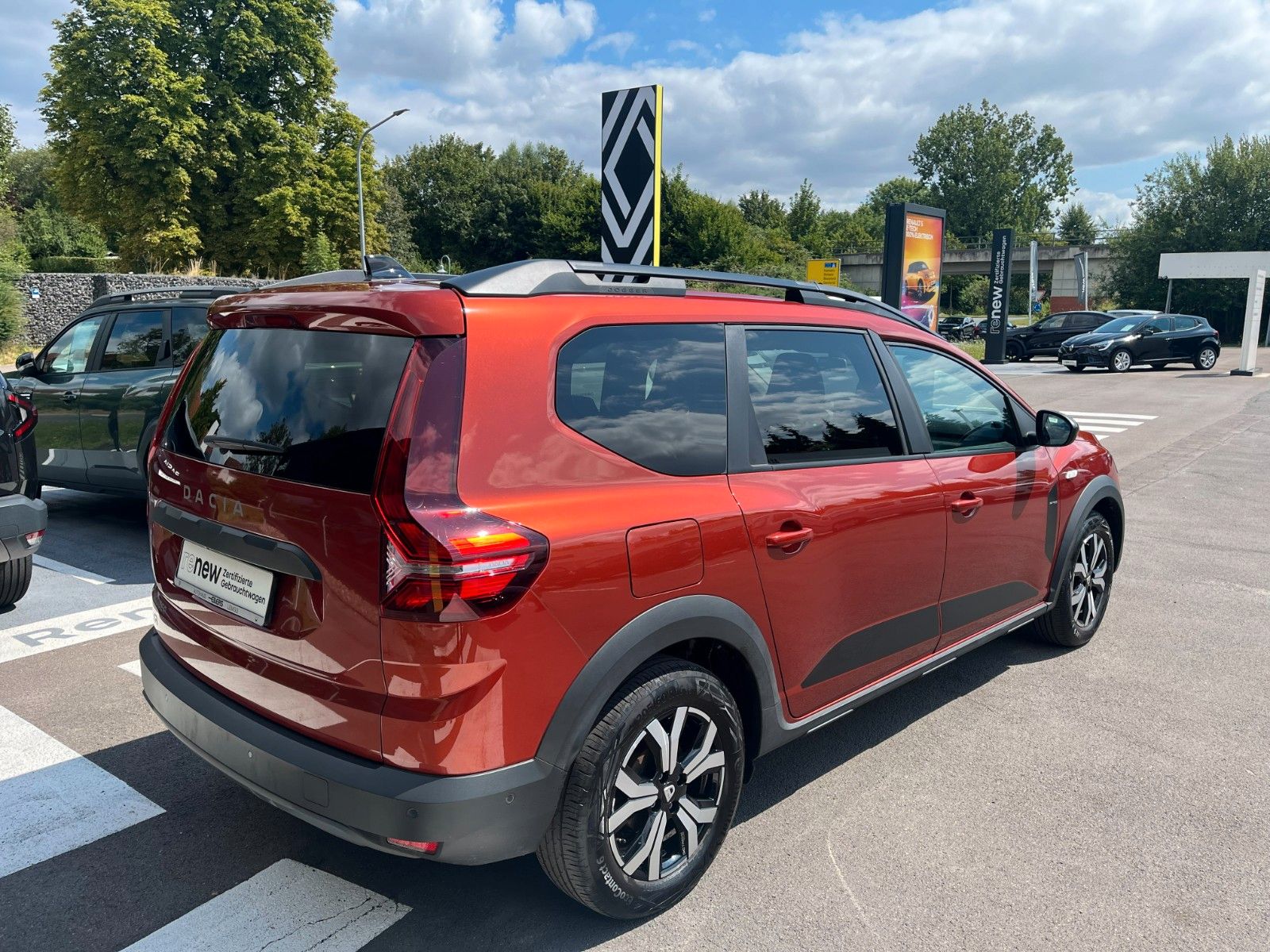 Fahrzeugabbildung Dacia Jogger Extreme