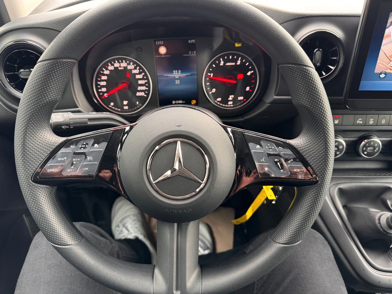 Fahrzeugabbildung Mercedes-Benz Citan Kasten 112 CDI LED Kamera Navi Klima