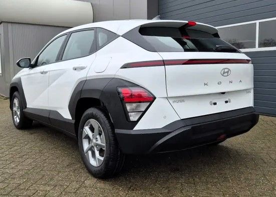 Hyundai Kona 1.6 Hybrid 6-DCT Navi LED ACC Kam PDC v+h