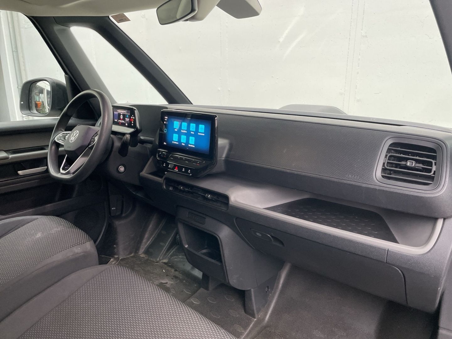 ID. Buzz Cargo AHK/Navi/App-Connect/LED/PDC