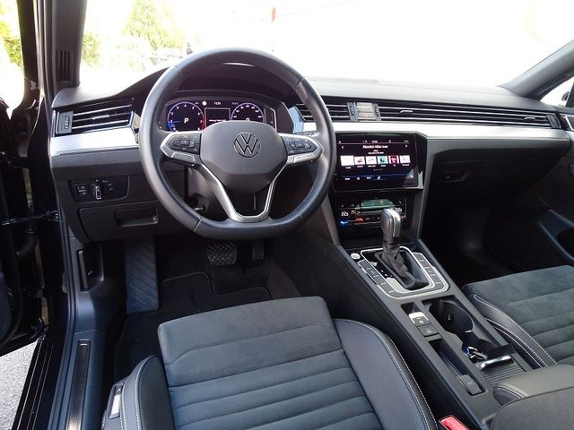 Passat Variant 1.5 TSI DSG Elegance / Matrix