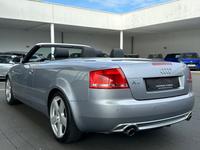 Audi A4 Cabriolet 3.2 FSI quattro 6-Gang S line
