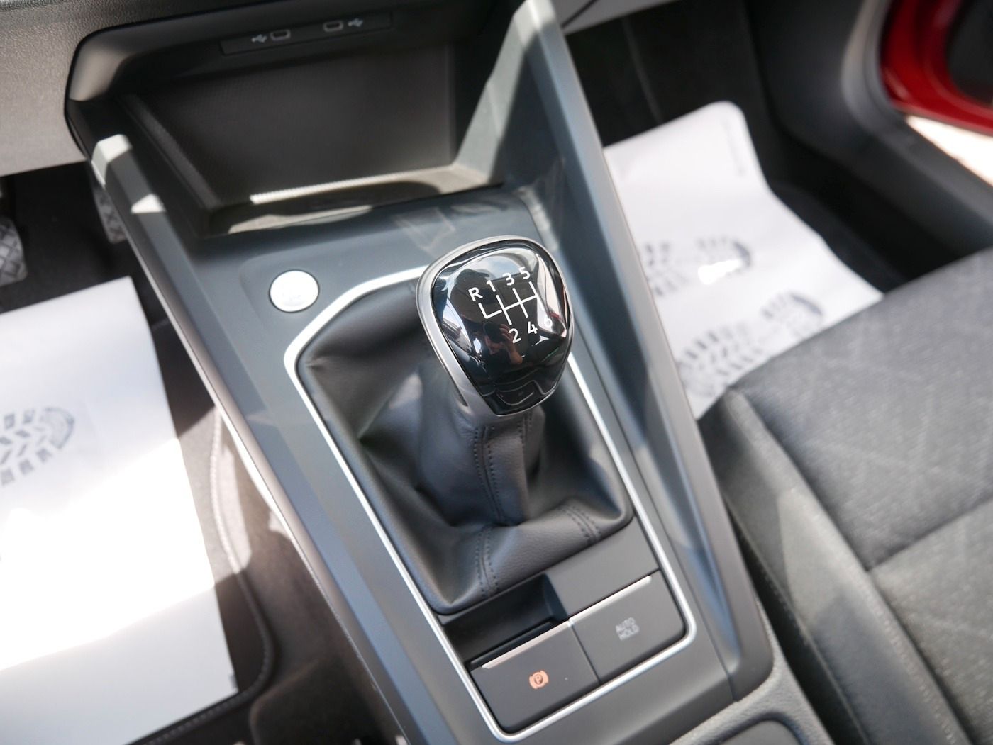 Fahrzeugabbildung Volkswagen Golf -VIII Variant 2.0 Life NEU42T ACC Standheiz