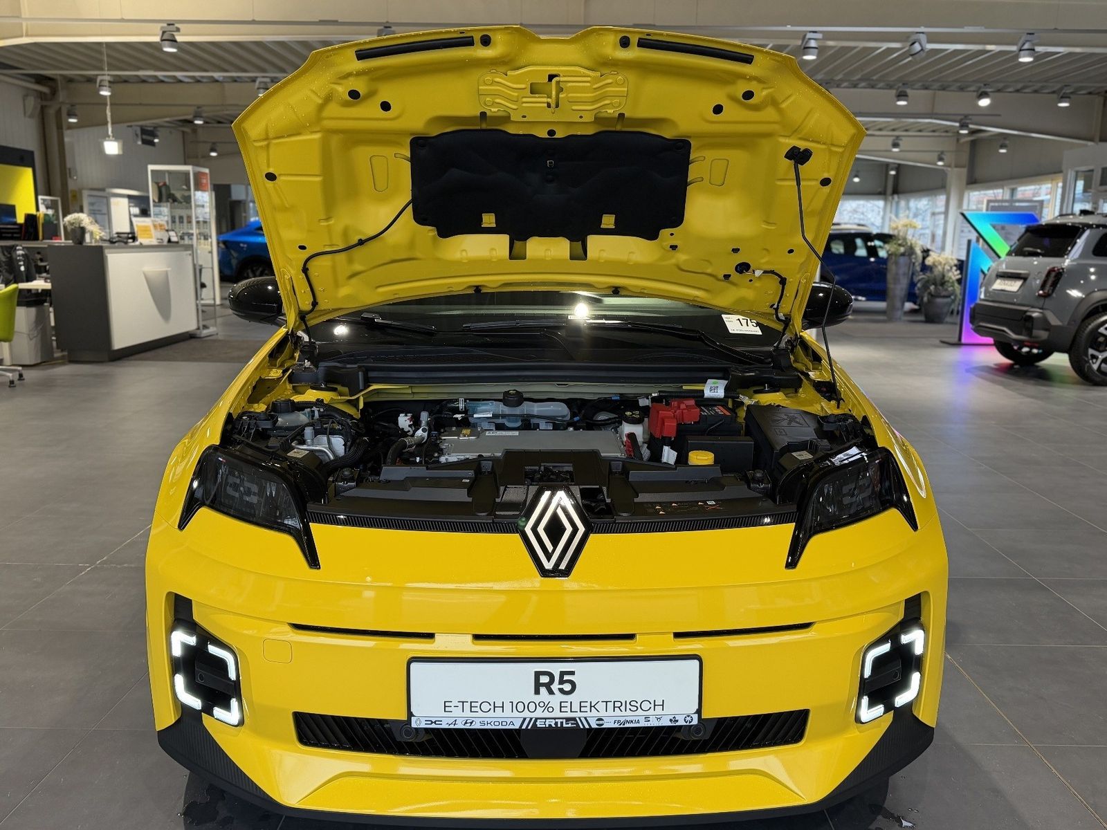 Renault R 5 Techno 120 PS Urban Range imagem 3