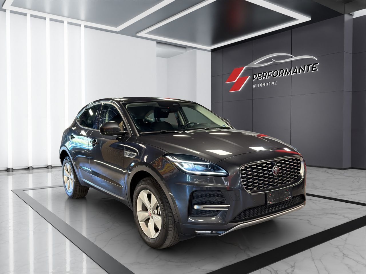 Jaguar E-Pace 2.0d i4 mhev awd 163cv auto imagem 3