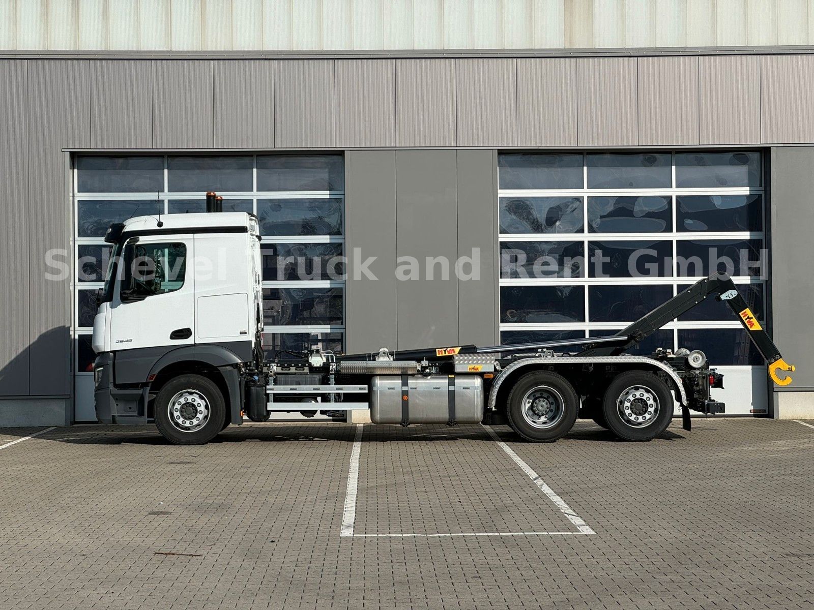Fahrzeugabbildung Mercedes-Benz Actros 2545 6x2-4 Abrollkipper HYVA  Lift/Lenk