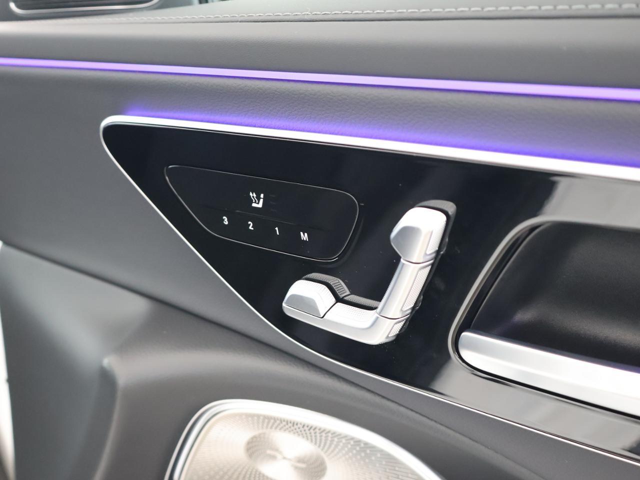Mercedes-Benz E 220 d T AMG Digital Light Night Burmester MBUX