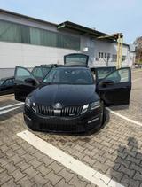 Skoda Octavia 2.0 TDI SCR DSG 4x4 RS60 Combi RS60 - Skoda Octavia RS60 mit Diesel-Antrieb