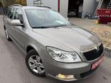 Skoda Octavia Impuls Edition/Scheckheft/Temp./SHZ/Klim - Skoda Octavia aus 2010: Kombi