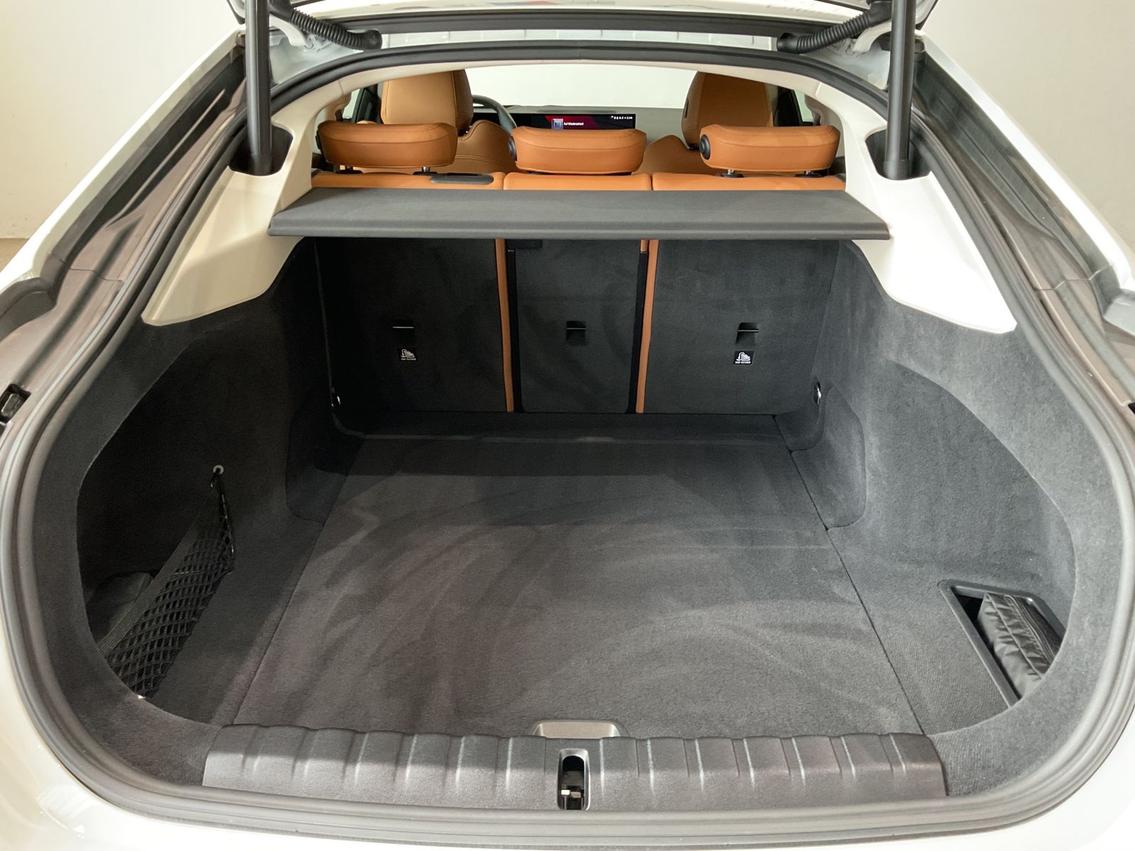 BMW i4 - Bild 10