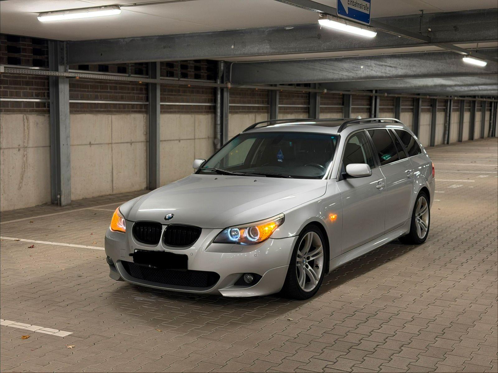 BMW 335 2008 — салон