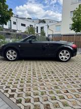 Audi TT Roadster 1.8T quattro 132 kW -