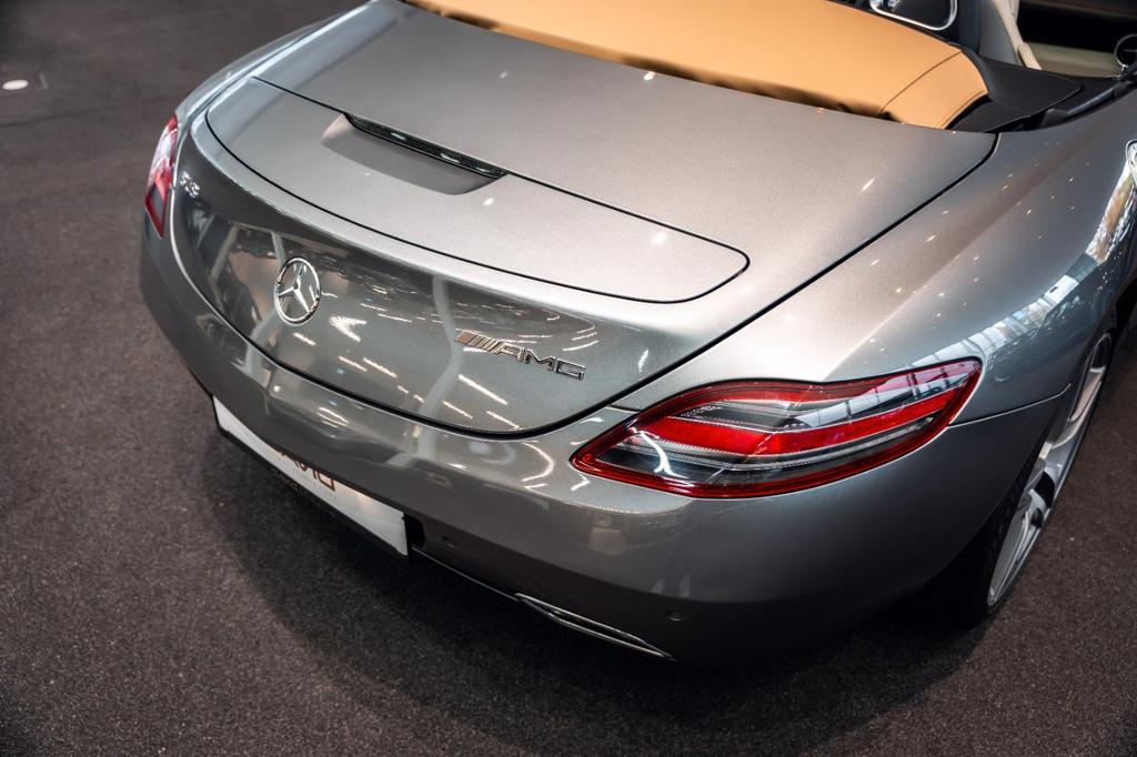 Mercedes-Benz SLS AMG