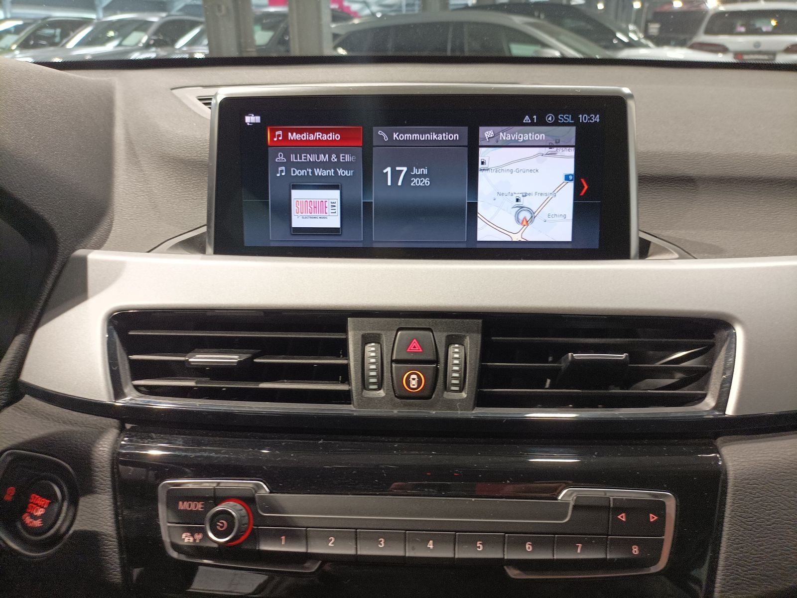 BMW X1 sDrive18d Navi|PDC|AHK|Kamera|Sitzhz foto 11