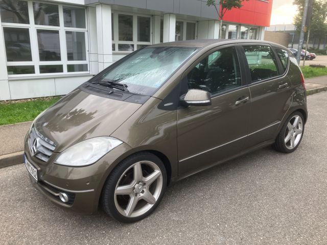 Mercedes-Benz A 180 CDI Avantgarde 18 Zoll AMG