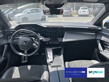 Peugeot 408 - 8