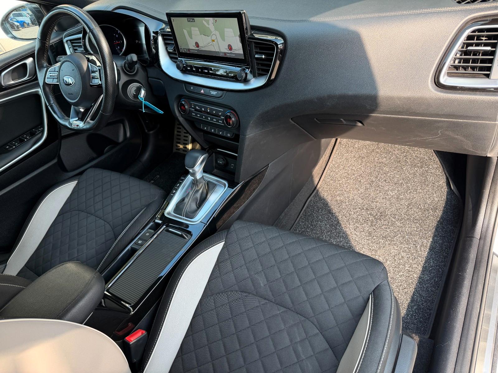 Kia ProCeed GT-Line 1-HAND/AUT/ACC/CAM/SHZ