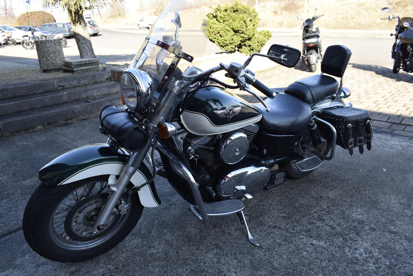 Kawasaki VN 1500 Scheibe/Sissybar/Taschen